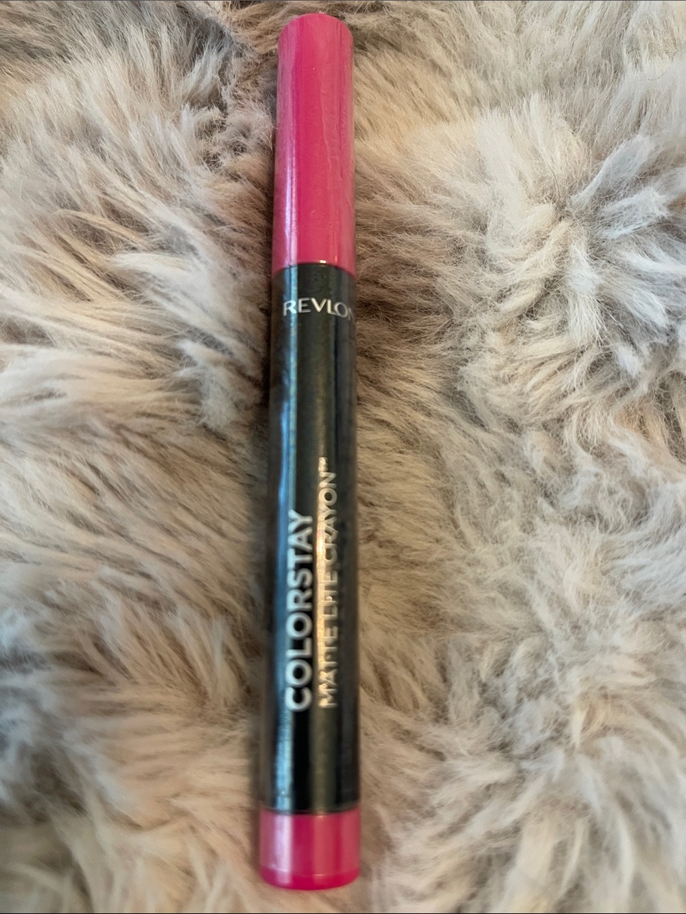 Revlon ColorStay Matte Lip Crayon - Hot Pink-007 Mile High. New sealed